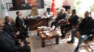 Erzincan Valisi Sayın Mehmet MAKAS' ın Belediyemize yapmış olduğu ziyaretten dolayı kendisine teşekkür ederiz.